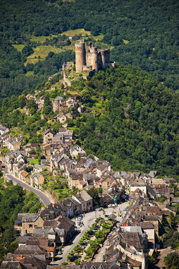 Village-de-Najac-Aveyron-France-vue-aerienne-Copyright-Ville-de-Najac.jpg